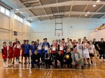Турнир по волейболу среди смешанных команд.