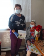 Поздравили долгожительницу Бадамшину Зайнап Каюмовну с 95-летием.