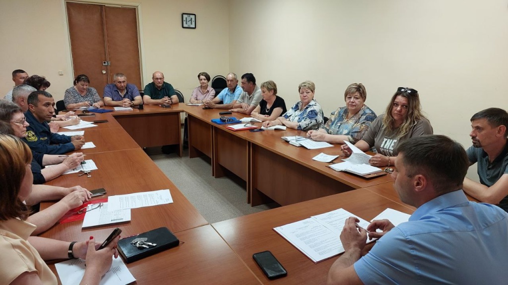 В Ровенской районной администрации обсудили вопросы пожарной безопасности 