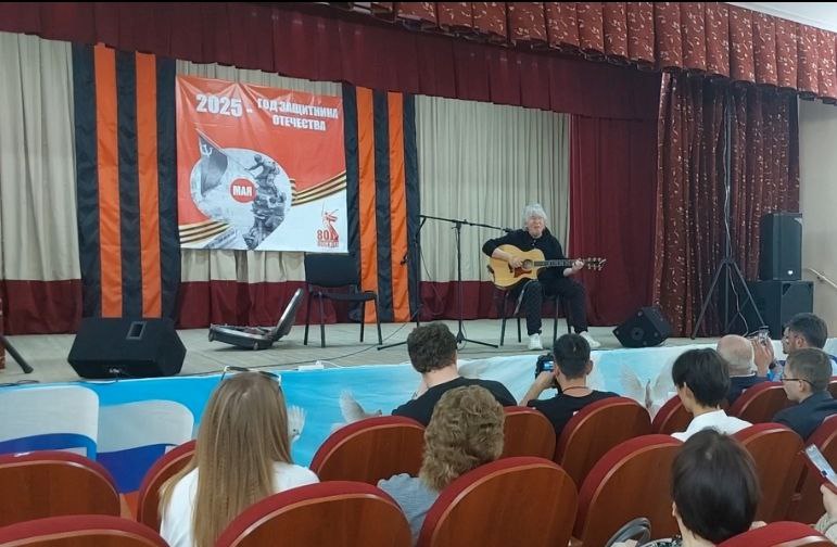 В Ровенском районе продолжаются мероприятия Межмуниципальной Игры-викторины «Великая Победа», посвящённых 80-летию Победы. 