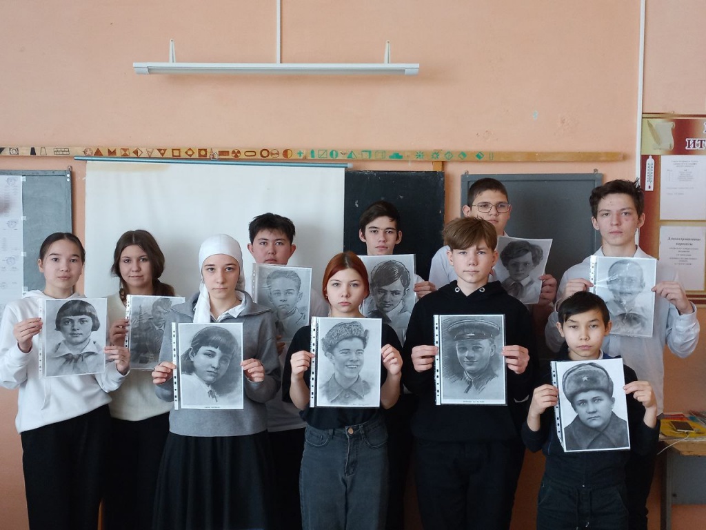 Они не просто жили на оккупированных территориях – они сражались: в подполье, в партизанских отрядах, на фронте и в тылу врага.