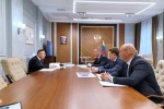 Сегодня в Москве Роман Бусаргин встретился с Министром строительства и ЖКХ РФ Иреком Файзуллиным.
