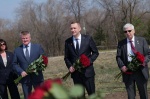 В День космонавтики Роман Бусаргин возложил цветы к памятнику Юрия Гагарина