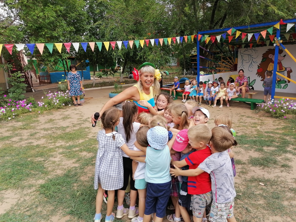 Путешествие в страну Веселяндия