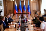Роман Бусаргин: Саратовская область поможет Сватовскому району ЛНР наладить мирную жизнь