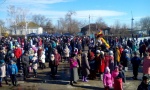 26 февраля на Центральной площади р.п. Ровное отпраздновали Масленицу и проводили зиму.