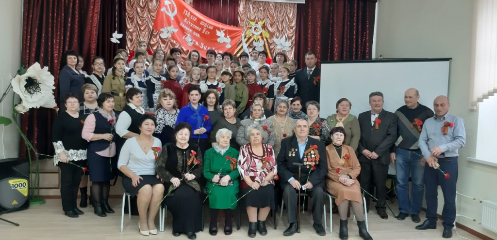 «Сражаюсь, верую, люблю… »