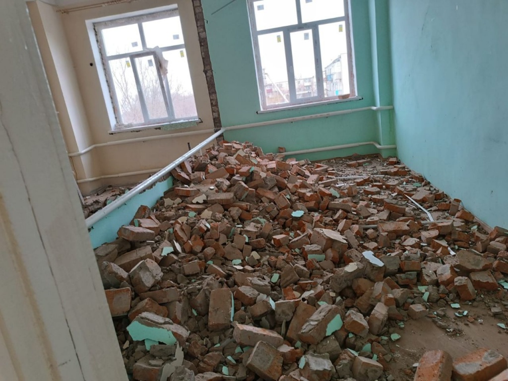  В Центральной библиотеке ремонт...