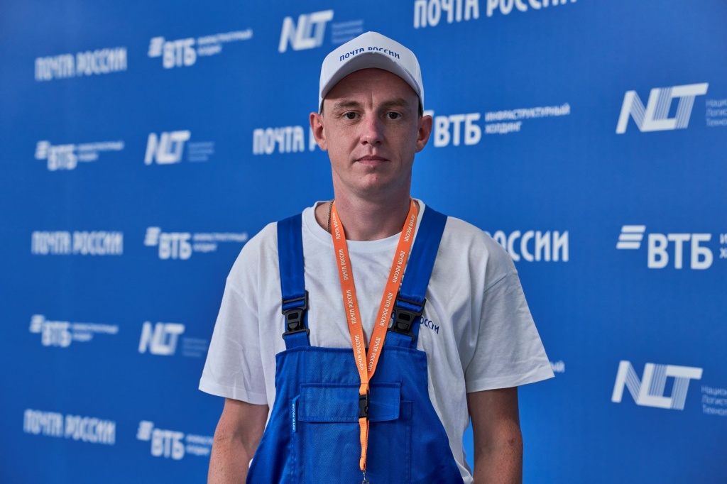 Водитель Почты России из Саратова признан лучшим в макрорегионе Волга